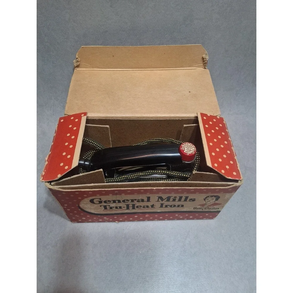 General Mills Tru-Heat Iron Betty Crocker Model GM 1B Vintage 1940s Working